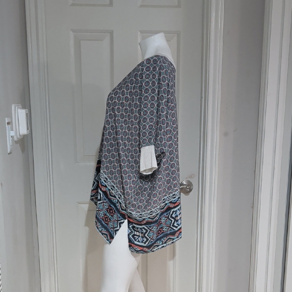 Bobeau Geometric Patterned Flowy Multicolored Blo… - image 4